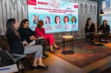 O wyzwaniach i rozwiązaniach w tych obszarach dyskutowały Katarzyna Kowalewska (BASF Polska), prof. Anna Chrobok (Politechnika Śląska); Aleksandra Dzierżawska (Fundacja Kosmos dla Dziewczynek); Eliza Durka (Fundacja Inspiring Girls Polska); dr Justyna Pokojska (Uniwersytet Warszawski); dr inż. (Anną Zalewska) BASF Polska.