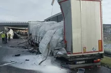 wypadek, nawozy, blokują drogę