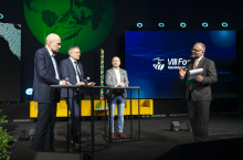 Debata: Maciej Piskorski, dyrektor Departamentu Produktów Agro BNP Paribas Bank Polska SA, Paweł Szóstak, EMEA Market Development Community Lead, Bayer Crop Science, Michael Lösche, dyrektor zarządzający VH Polska