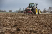 Ekoschematy 2024: przyoranie obornika i gnojowica. Czy wystarczy oświadczenie zamiast zdjęcia geotagowanego?