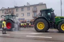 Zawody w przeciąganiu liny ciągnikami w Wysokim Mazowieckim. 32. Finał WOŚP.