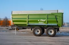 Dopuszczalna masa całkowita modelu TMK 279 wynosi 24 t.