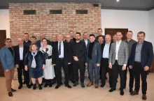 Hodowcy obecni na posiedzeniu zarządu MZHBiPM