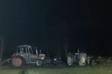 520553