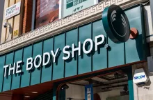 &lt;p&gt;Fundusz Aurelius ma gigantyczne problemy z siecią sklepów kosmetycznych The Body Shop, przejętą niedawno od grupy Natura &amp; Co (właściciela firmy Avon) (fot. shutterstock)&lt;/p&gt;