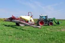 6 substancji czynnych wycofano ze sprzedaży. Tych środków ochrony roślin rolnicy już nie użyją