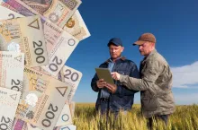 ARiMR przyspiesza wypłatę dopłat i ekoschematów. Ile pieniędzy przeleje rolnikom w marcu i kwietniu?