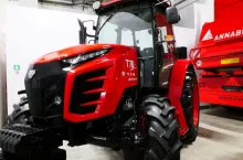 899328