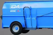 Euromilk Puma 17 HD ma dwa poziome ślimaki o średnicy 500 mm.