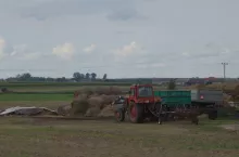 913024