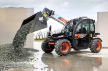 Bobcat TL25.60e może podnieść 2,5 tony. fot. materiały prasowe