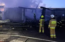 W okamgnieniu spłonął cały dobytek rolnika.
