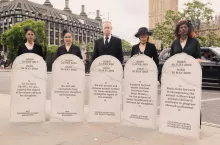 CIWF protesting at Parliament Square © Nacho Rivera