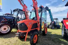 Jak na produkt chiński zegary wkomponowane i wykonane są całkiem nieźle. Uważne oko dostrzeże ikonkę Adblue, czyżby Chińczycy szykowali szturm bardziej zaawansowanych maszyn?, fot. G. Szularz