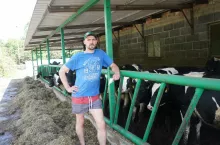 – Stosowanie alkalizacji tak ziarna zbóż, jak i samego TMR-u jest niezwykle prostym i skutecznym narzędziem na zapewnienie optymalnych warunków funkcjonowania żwacza i które z całym przekonaniem polecam wszystkim hodowcom – podkreślił Mateusz Jankowski
