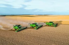 Najmocniejszy w gamie model T6 800 dysponuje mocą aż 466 KM, fot. mat. prasowe