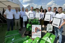John Deere Polska przekazał silniki dydaktyczne do różnych placówek edukacyjnych, w tym do Zespołu Szkół w Trzciance.
