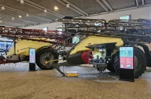 Duże opryskiwacze z Danii pod lupą polskich rolników