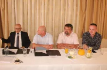 Od lewej: Tadeusz Wojtyra, Łukasz Niemierka, Dariusz Sówka i Piotr Ołdakowski