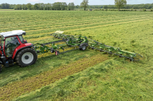 Krone wprowadza nowy flagowy przetrząsacz Vendro C 1340.