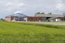 Niemcy: Rolnicy chcą uproszczeń w budowie obór