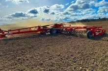 SMS wprowadza 12-metrowy kultywator Severit G 1200 do uprawy przedsiewnej.