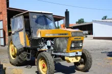 TOP 10 ciągników używanych w czerwcu 2024. Ursus na czele w jednej kategorii