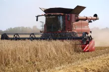 Paweł Kania z Case IH wyjaśnia zgromadzonym tajemnice rotora, fot. Adam Ładowski