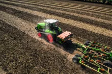 Równolegle na polu i optymalnie na uwrociu