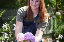 Klaudia uwielbia hortensje.