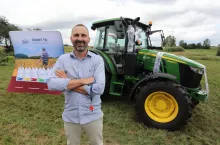 Pan Adam z województwa lubelskiego kupił nawozy za 2 tys. zł i wygrał ciągnik John Deere w loterii Grupy Azoty