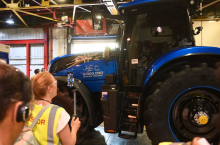 2-milionowy ciągnik New Holland zjechał z linii