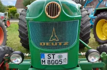 908951