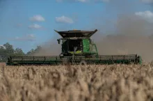 Jakub Baranowski chwali sobie współpracę z dealerem JD, formą AgroSieć, fot. mat. prasowe