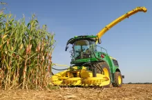 Sieczkarnia John Deere 8500i na Święcie Kukurydzy 2024