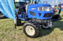 Zegary nie są złe, przywodzą na myśl małego japońskiego dostawczaka, takiego w sam raz na kilka skrzynek z rybą i worek ryżu, oczywiście bez prędkościomierza, ale nie da się im odmówić pewnego uroku, fot. GS