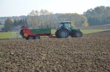 nawożenie, obornik, rozrzutnik