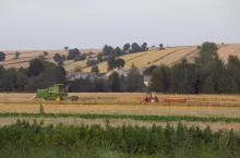 Przekazanie gospodarstwa, a dofinansowanie do maszyn