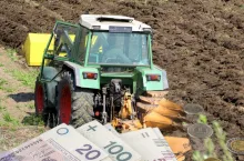 Czynsze dzierżawne za ziemię z KOWR wzrosły nawet 34-krotnie