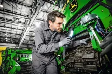 Jedną z nagród jest w pełni wyposażony wózek narzędziowy, fot. mat. prasowe