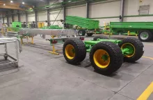 900424