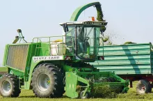 Samobieżna sieczkarnia Deutz-Fahr Gigant 400