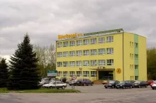 909731