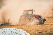 Ziemia z KOWR: 246 działek do sprzedaży. Za ile?