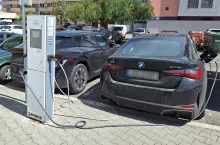Nabór wniosków w nowym programie dopłat do samochodów elektrycznych planowany jest na początku lutego 2025 r. Zdjęcie ilustracyjne