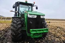 Ciągnik rolniczy John Deere