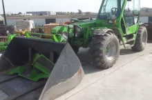 Podnośnik o udźwigu 4,3 tony tego nie powstydzi się ciągnik z przedziału 90-120 koni, do tego WOM, zaczepy oraz liczne wyjścia hydrauliki fot. Grzegorz Szularz