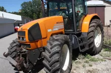 Używany ciągnik renault ares 640
