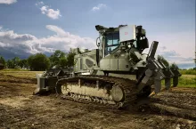 Nowy spychacz gąsienicowy Liebherr PR 726 może być sterowany zdalnie.