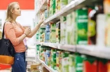 Soki i najpoje na półce sklepowej